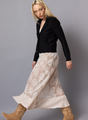 Lexy Lace Floral Skirt: Romance is in the air